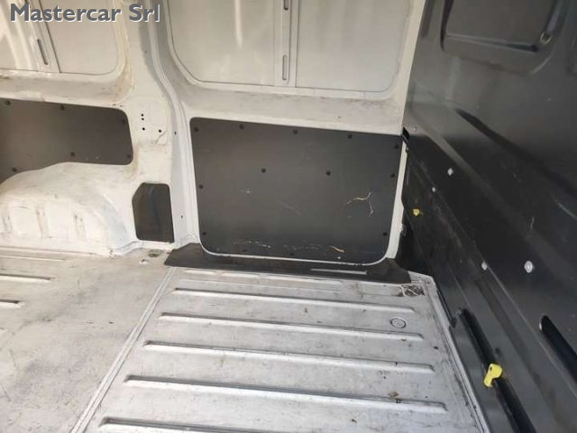 PEUGEOT Expert usata, con Climatizzatore