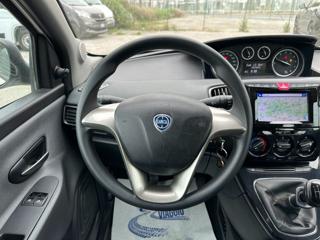 LANCIA Ypsilon usata 38