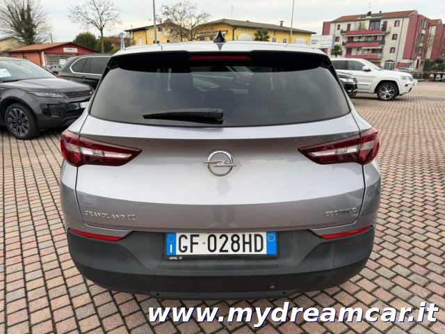 OPEL Grandland X usata 8