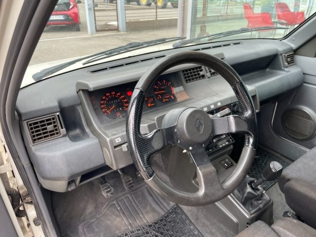 RENAULT R 5 usata 8
