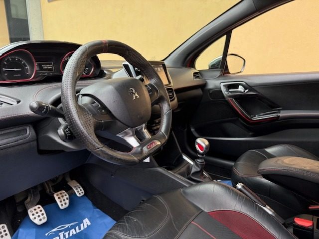 PEUGEOT 208 usata, con Boardcomputer