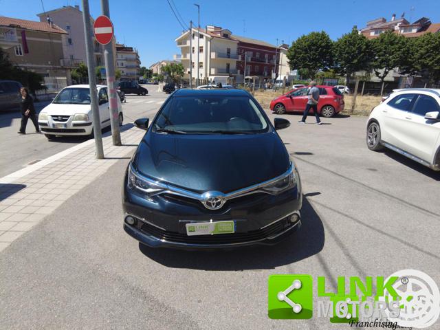 TOYOTA Auris usata 2