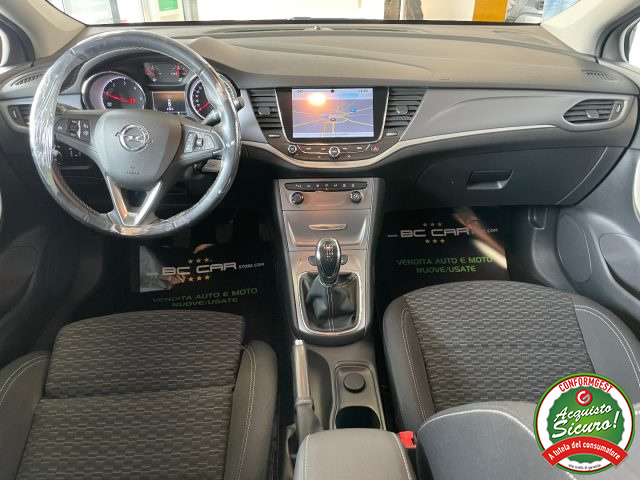 OPEL Astra usata, con Fendinebbia
