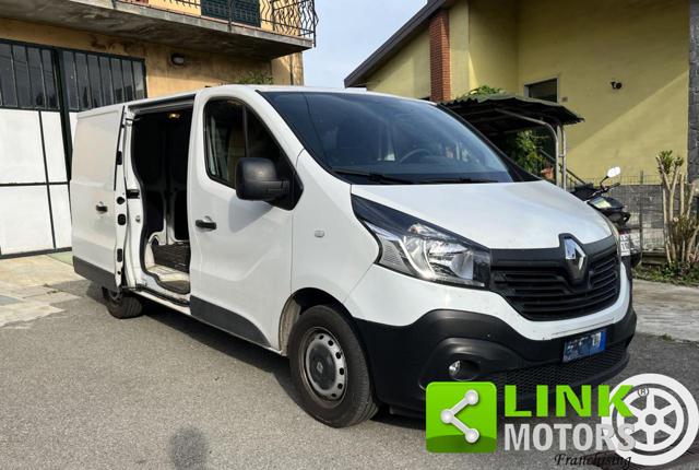 RENAULT Trafic usata 25