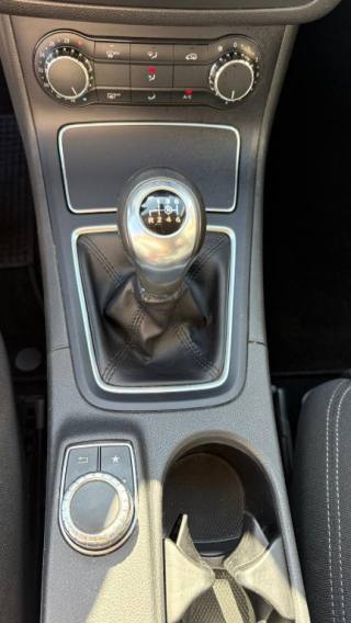 MERCEDES-BENZ B 180 usata, con Frenata d