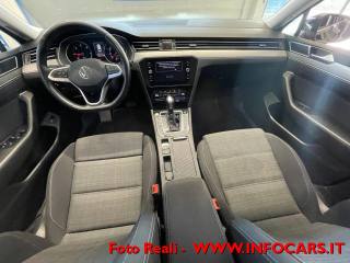 VOLKSWAGEN Passat Variant usata, con ESP