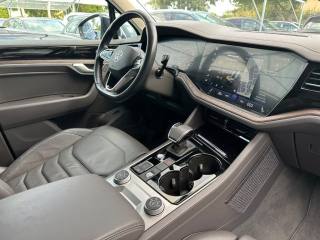 VOLKSWAGEN Touareg usata, con Vetri oscurati