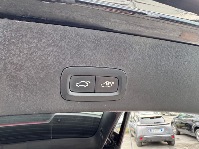 VOLVO XC40 usata, con Regolazione elettrica sedili