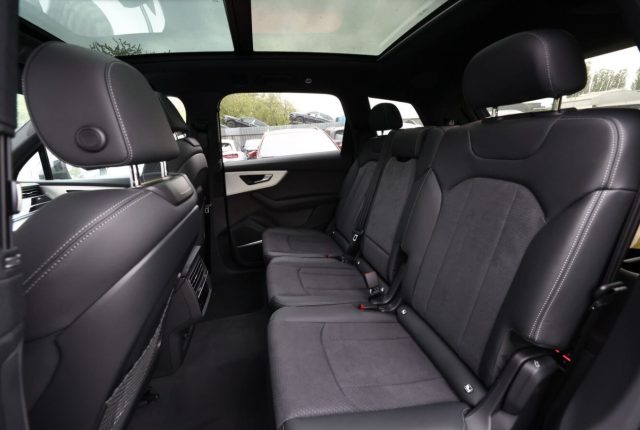 AUDI Q7 usata, con Chiusura centralizzata
