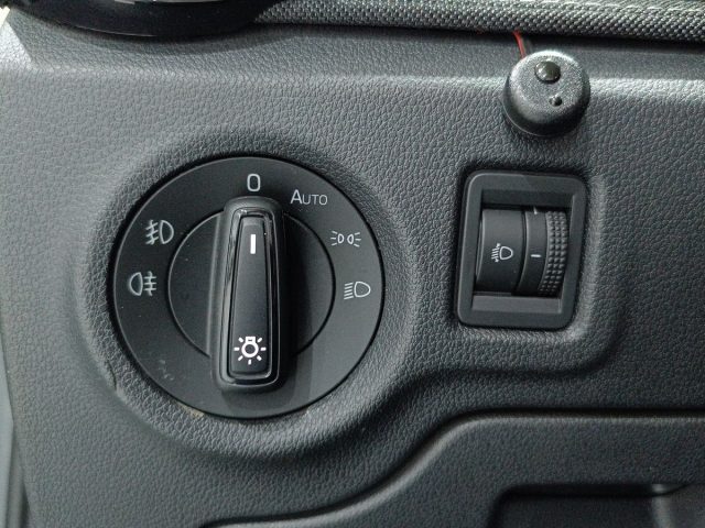 SKODA Fabia usata, con Controllo elettronico della corsia