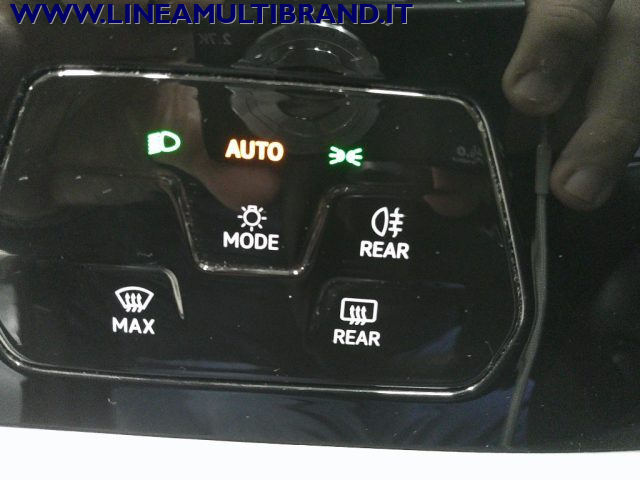 VOLKSWAGEN Golf usata, con Fari LED