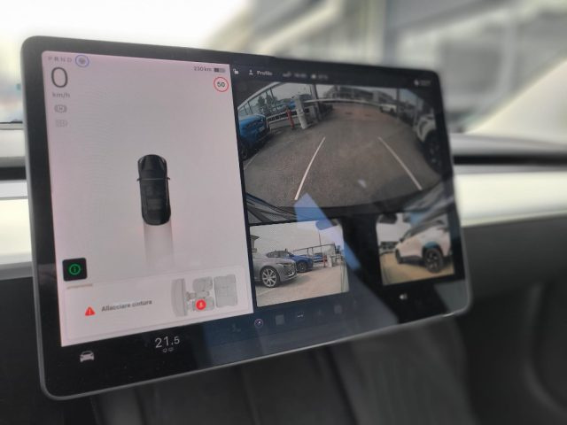 TESLA Model 3 usata, con Sistema di navigazione