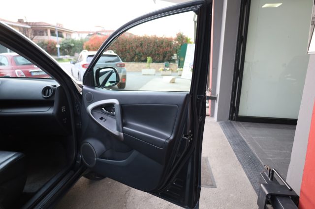 TOYOTA RAV 4 usata 77
