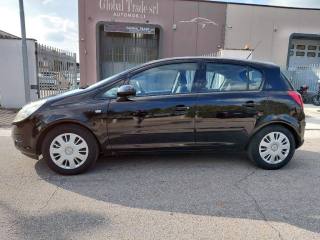 OPEL Corsa usata, con Autoradio