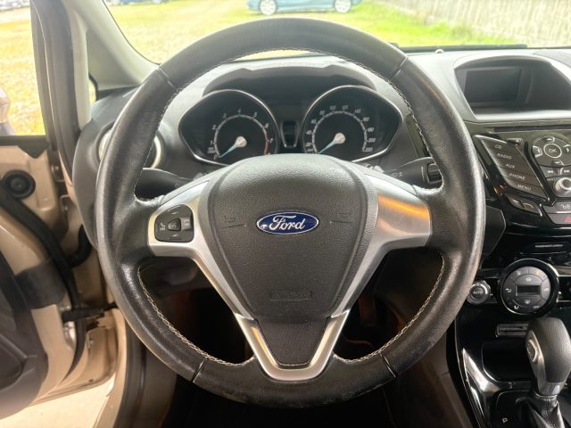 FORD Fiesta usata, con ESP