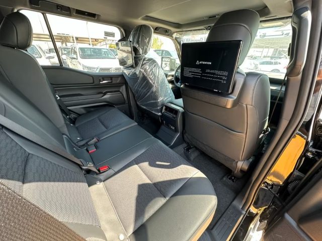 TOYOTA Land Cruiser usata, con Fendinebbia