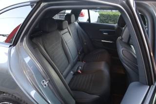 MERCEDES-BENZ C 300 usata 140