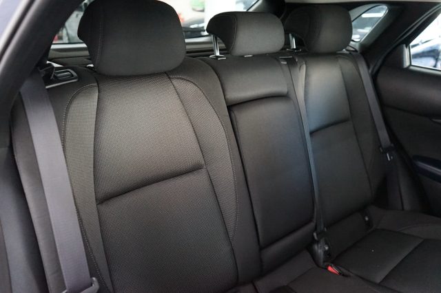 MAZDA CX-30 usata, con Telecamera per parcheggio assistito