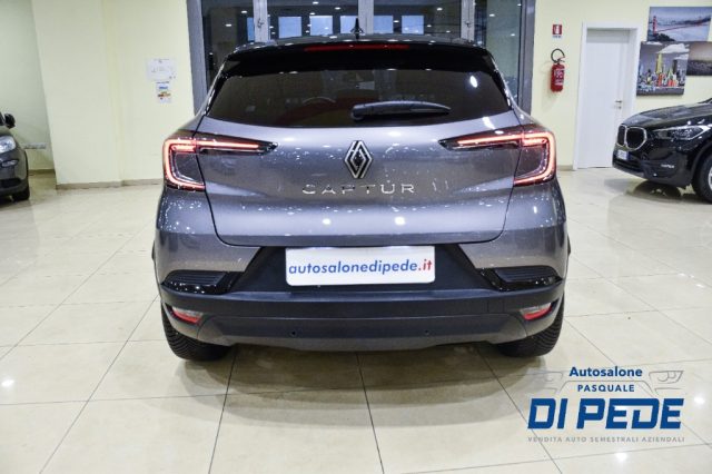 RENAULT Captur usata, con Autoradio