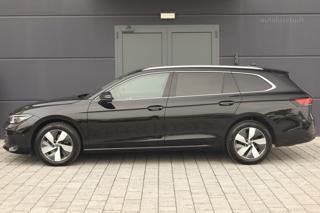 VOLKSWAGEN Passat usata, con Autoradio digitale