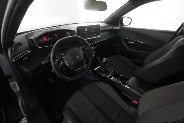 PEUGEOT 2008 usata 7