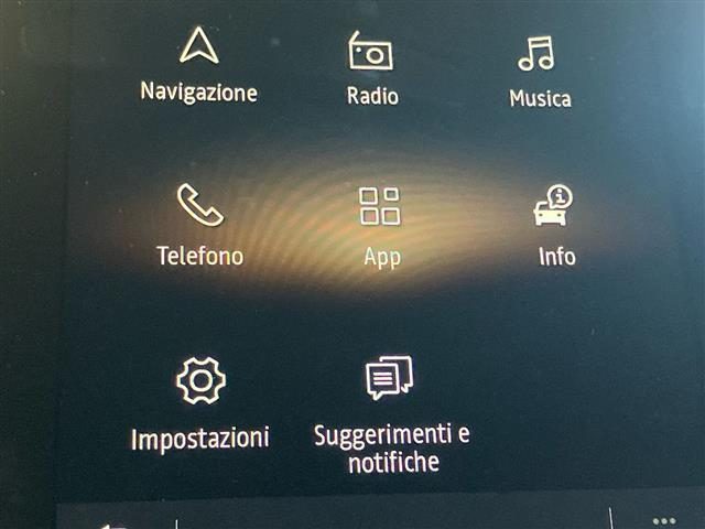 RENAULT Arkana usata, con USB