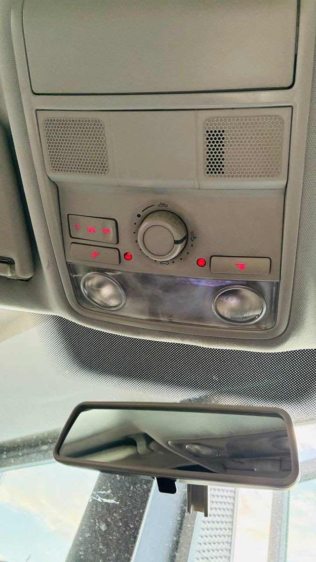 VOLKSWAGEN Golf usata, con ESP