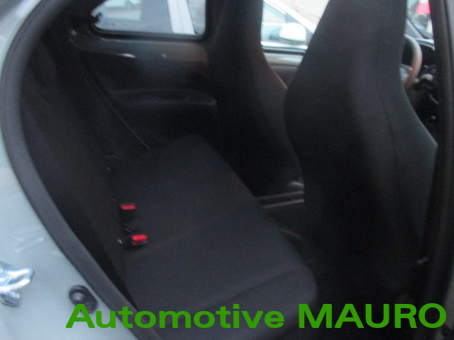 TOYOTA Aygo X usata, con Frenata d