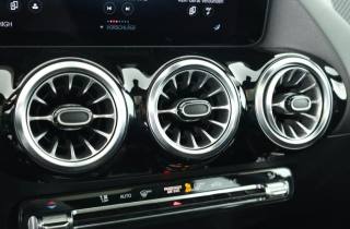 MERCEDES-BENZ GLA 220 usata, con Controllo automatico clima