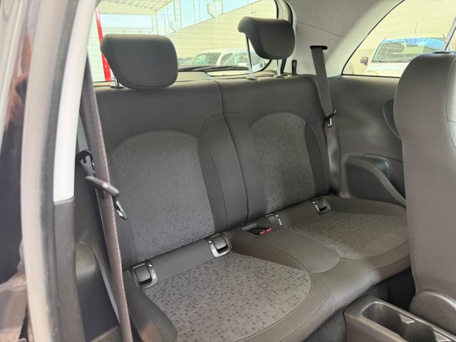 OPEL Adam usata, con Sedile posteriore sdoppiato