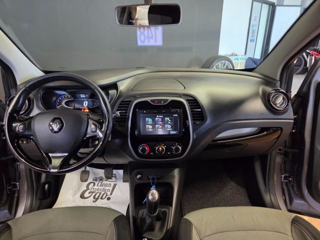 RENAULT Captur usata, con Servosterzo