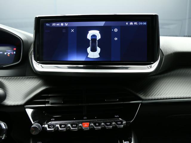 PEUGEOT 2008 usata, con Volante in pelle