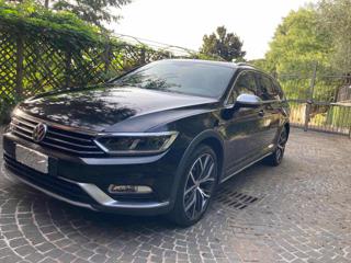 VOLKSWAGEN Passat usata, con Bluetooth