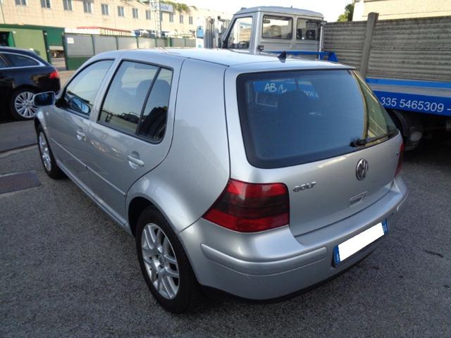 VOLKSWAGEN Golf usata, con Airbag laterali