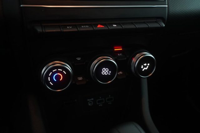 RENAULT Clio usata 16