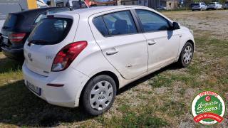HYUNDAI i20 usata, con Airbag