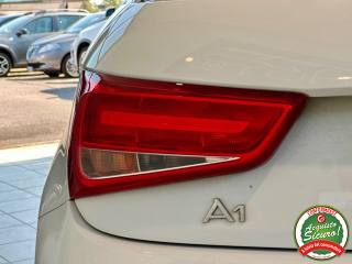 AUDI A1 usata, con Autoradio