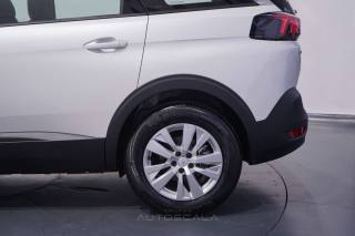 PEUGEOT 5008 usata 34
