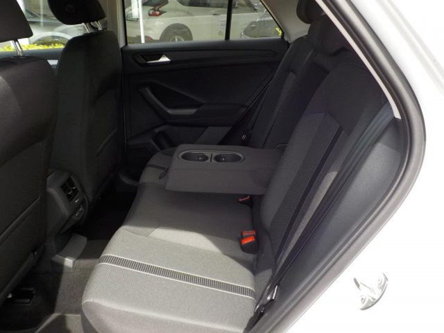 VOLKSWAGEN T-Roc usata, con Volante in pelle