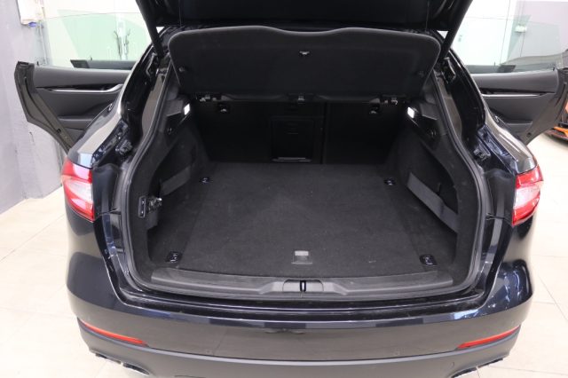 MASERATI Levante usata, con Servosterzo