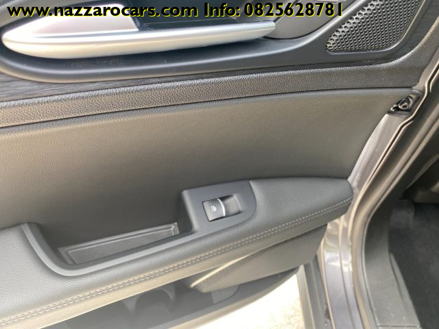ALFA ROMEO Stelvio usata, con Volante in pelle