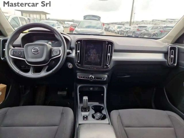 VOLVO XC40 usata, con Autoradio