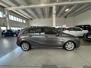 MERCEDES-BENZ B 200 usata, con Airbag laterali