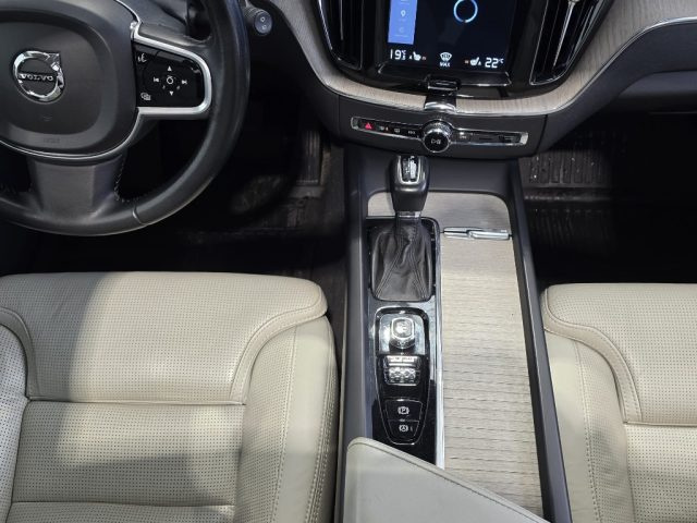 VOLVO XC60 usata, con Riconoscimento dei segnali stradali