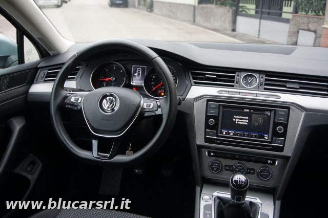 VOLKSWAGEN Passat usata, con Chiusura centralizzata