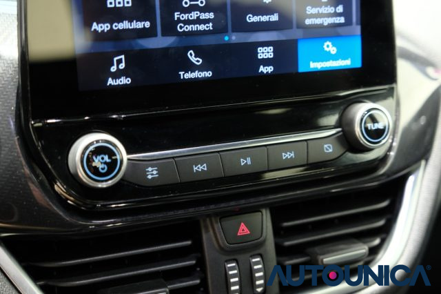 FORD Fiesta usata, con Specchietti laterali elettrici