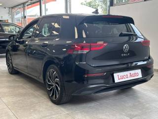 VOLKSWAGEN Golf usata, con Autoradio