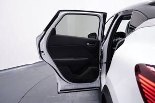 RENAULT Captur usata, con Autoradio digitale