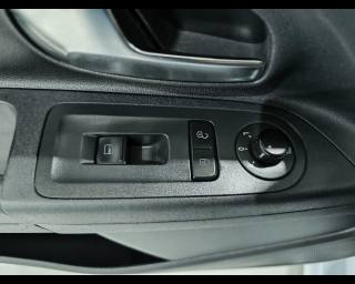 VOLKSWAGEN up! usata 11