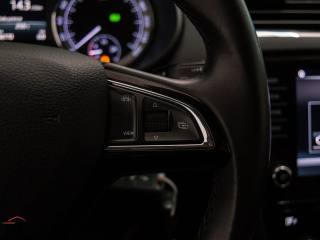 SKODA Octavia usata, con Apple CarPlay